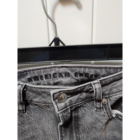 American Eagle Mom Jeans Size 4 Stretch Waistband Gray Distressed Knee Holes - Picture 2 of 5